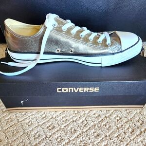 New Converse All-Star Chuck Taylor Fashion Unisex Men's 12, Women's 14